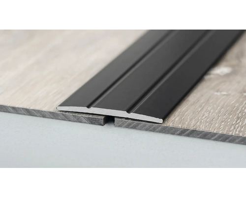 Vloerbedekkingsprofiel voor het verbinden van twee vloerbedekkingen