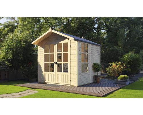 Tuinhuis met ramen en dubbele deur in de tuin.