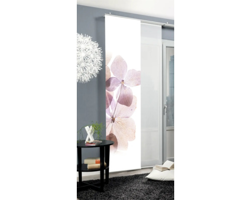 Kamerzicht met schuifgordijn met bloemmotief