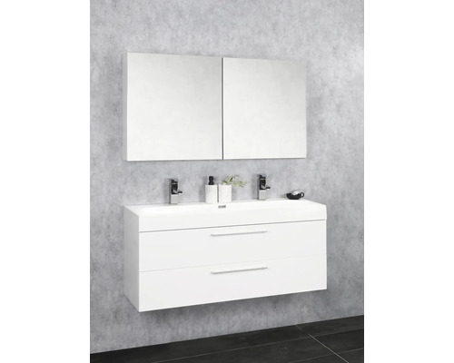 Moderne badkamer met wit wastafelmeubel, twee laden en spiegelkast