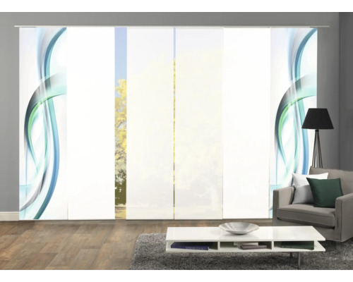 Woonkamer met schuifgordijnen met golfpatroon