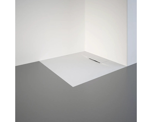 Inloopdouche met afvoer in badkamer