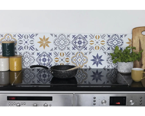 D-C-FIX Plaktegel PVC zelfklevend alia goud 15,2x15,2 cm 6 stuks Keukenscène met tegels in retrolook, kookplaat en keukengerei