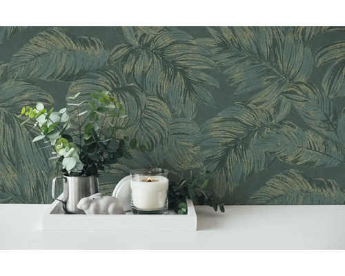 Decoratief behang met plantenmotief in interieur