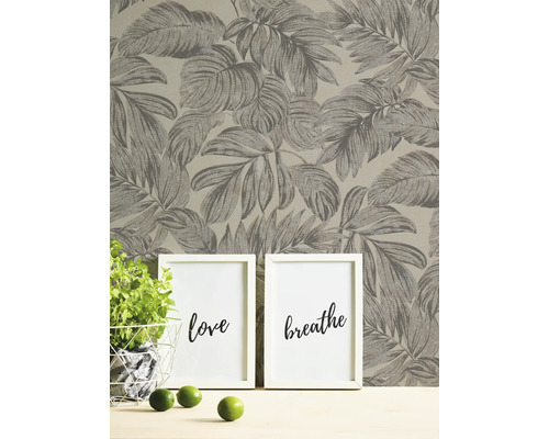 Behang met bladerpatroon in interieur