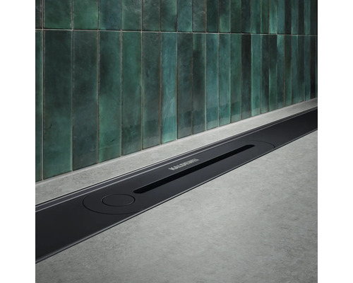 Kaldewei douchegoot in badkamer met groene tegels