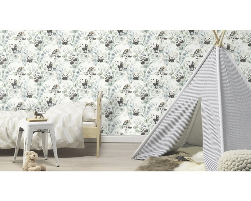 Kinderkamer met panda behang, kinderbed en speeltent