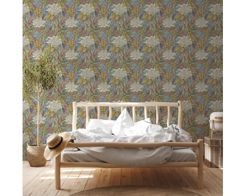 Slaapkamer met bloemenbehang