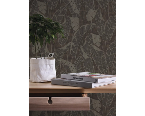 Decoratief behang met plantenmotief in interieur