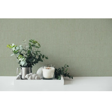 Wanddecoratie met keramische tegels, decoratie op witte tafel