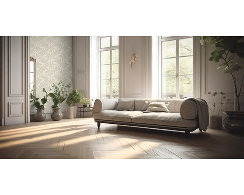 Lichte woonkamer met bank, planten en bloemenbehang voor een vriendelijke sfeer