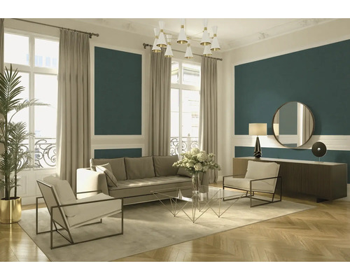 Woonkamer met bank, fauteuils en decoratie