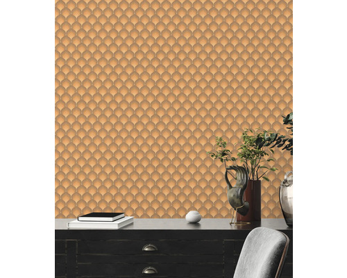 Wanddecoratie met patroonbehang in de woonkamer