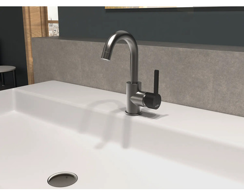 Wastafelkraan op een wastafel