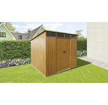 Houten tuinhuis met plat dak in de tuin