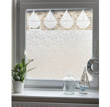 Raam met raamfolie voor privacy en decoratie met zeilbootmotieven
