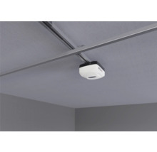 Garagepoortopener aan het plafond gemonteerd