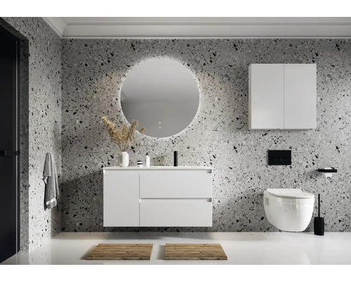 Moderne badkamer met wastafel, spiegelkast, ronde spiegel met verlichting en wandcloset.