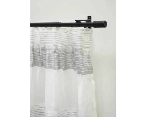 Gordijnroede met gordijn
