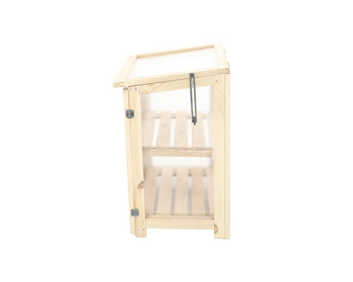 Houten plantenkas met planken