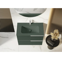 Badkameroverzicht van bovenaf met wastafelonderkast, kraan en ronde spiegel