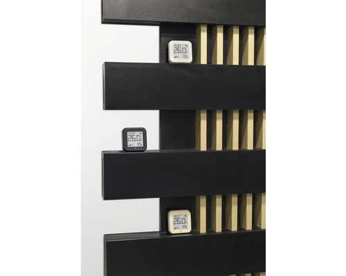 Radiator met drie temperatuurmeters