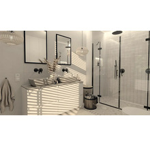 Lichte badkamer met dubbele wastafel, spiegels, douche en decoratieve verlichting voor een modern design.