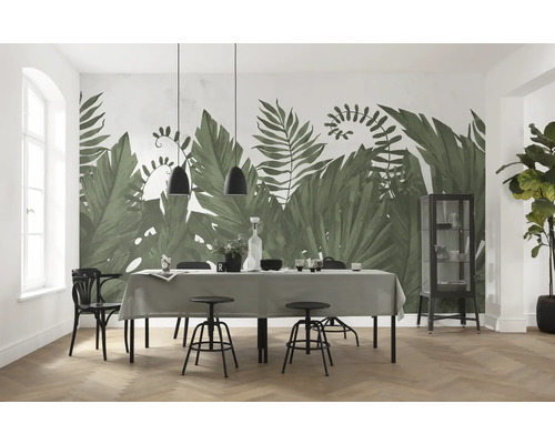 KOMAR Fotobehang vlies P260-VD5 Pure 2 Botanic Harmony 500x250 cm Eetkamer met tropisch bladerenbehang, eettafel en stoelen.