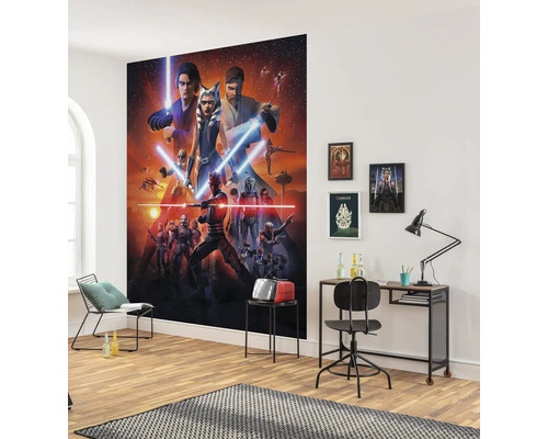Kamerzicht met Star Wars fotobehang op de muur, bureau en stoel.