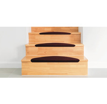 Houten trap met trapmatten
