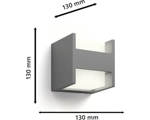 Vierkante wandlamp met afmetingen van 130 bij 130 millimeter