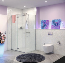 Badkamer met inloopdouche, toilet en wastafel