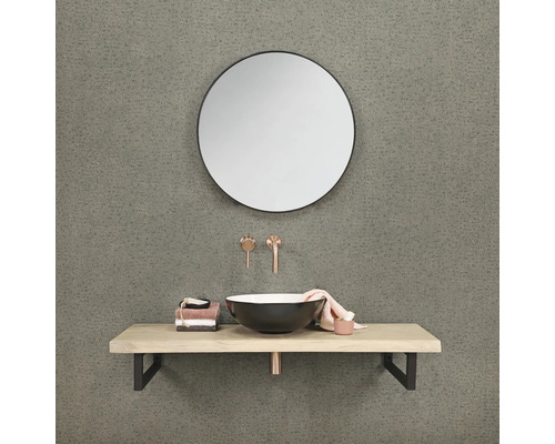 Moderne badkamer met ronde spiegel, waskom en houten plank