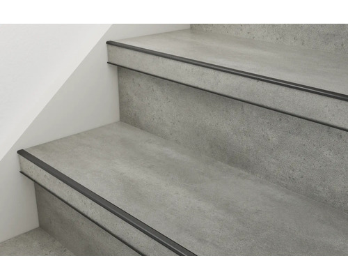 Trap met trapkantprofiel