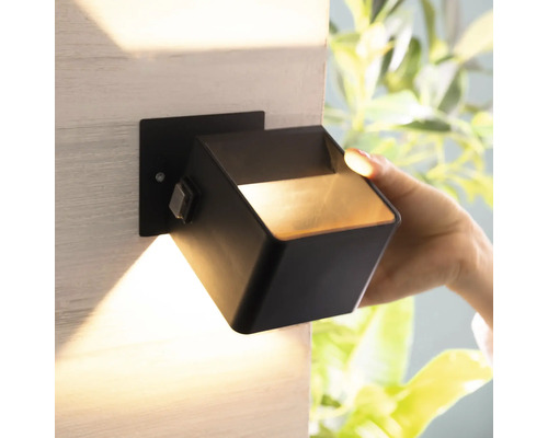 Kubusvormige wandlamp voor buitenverlichting