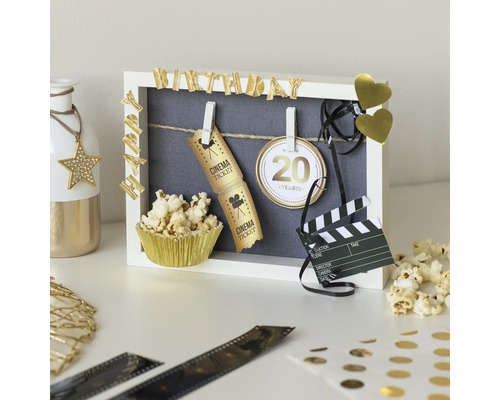 Decoratieve fotolijst met verjaardagsmotieven en bioscoopthema