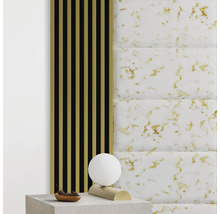 Decoratieve wandpanelen met houten lamellen en marmerlook