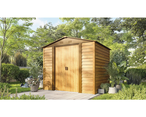 Houten tuinhuis met dubbele deur in de tuin