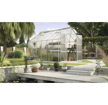 Tuinkas met plantenrek en tuinaccessoires in de tuin