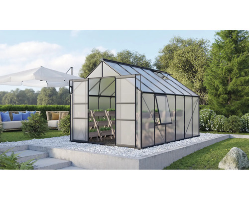 VITAVIA Tuinkas Meridian 2 9900 polycarbonaat 6 mm zwart, 257x383x231,8 cm Tuinkas in de tuin met open deur en raam.