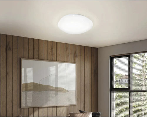 Scène van een woonkamer met een plafondlamp