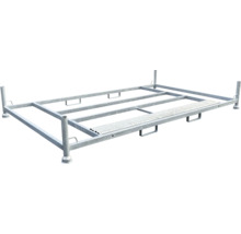 Metalen frame voor palletopslag met stapelvoorziening