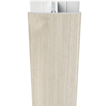 Houten plint met clipbevestiging