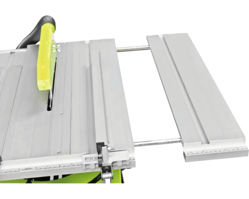 Detailopname van een tafelcirkelzaag