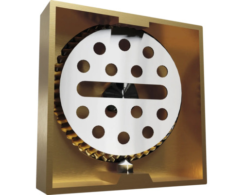 Doorsnede van een ventilatieapparaat met een geperforeerde rotor in een behuizing