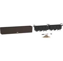 Bruine plantenbak met irrigatiesysteem en accessoires
