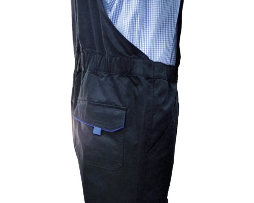 Detailweergave van een werkbroek met zak