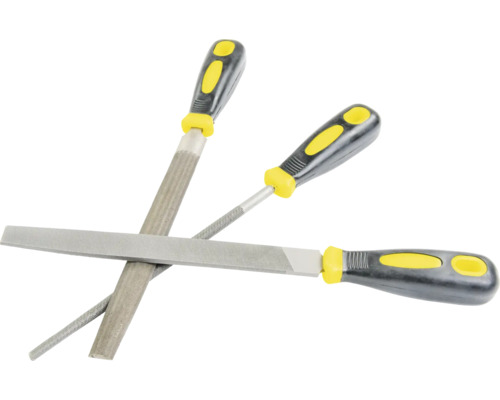 Drie metalen vijlen met handvat