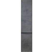 Hoge keukenkast met grijze betonlook