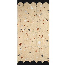 Rijen terrazzomozaïektegels in gebogen vorm